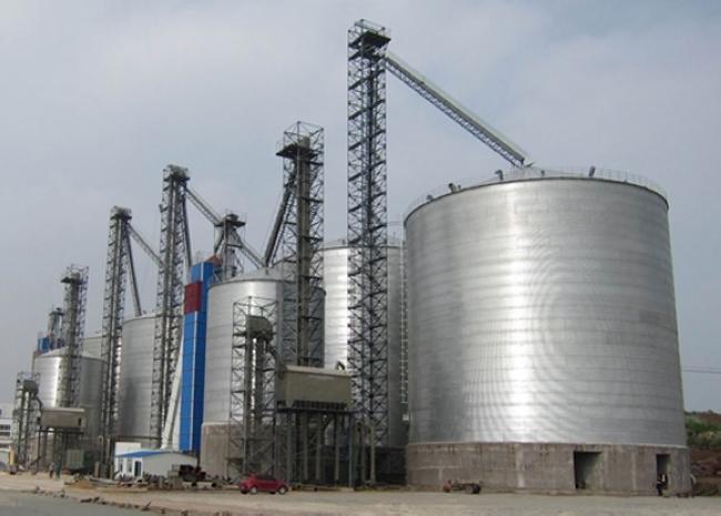 普格大型钢板库构造参数及水泥储存质量